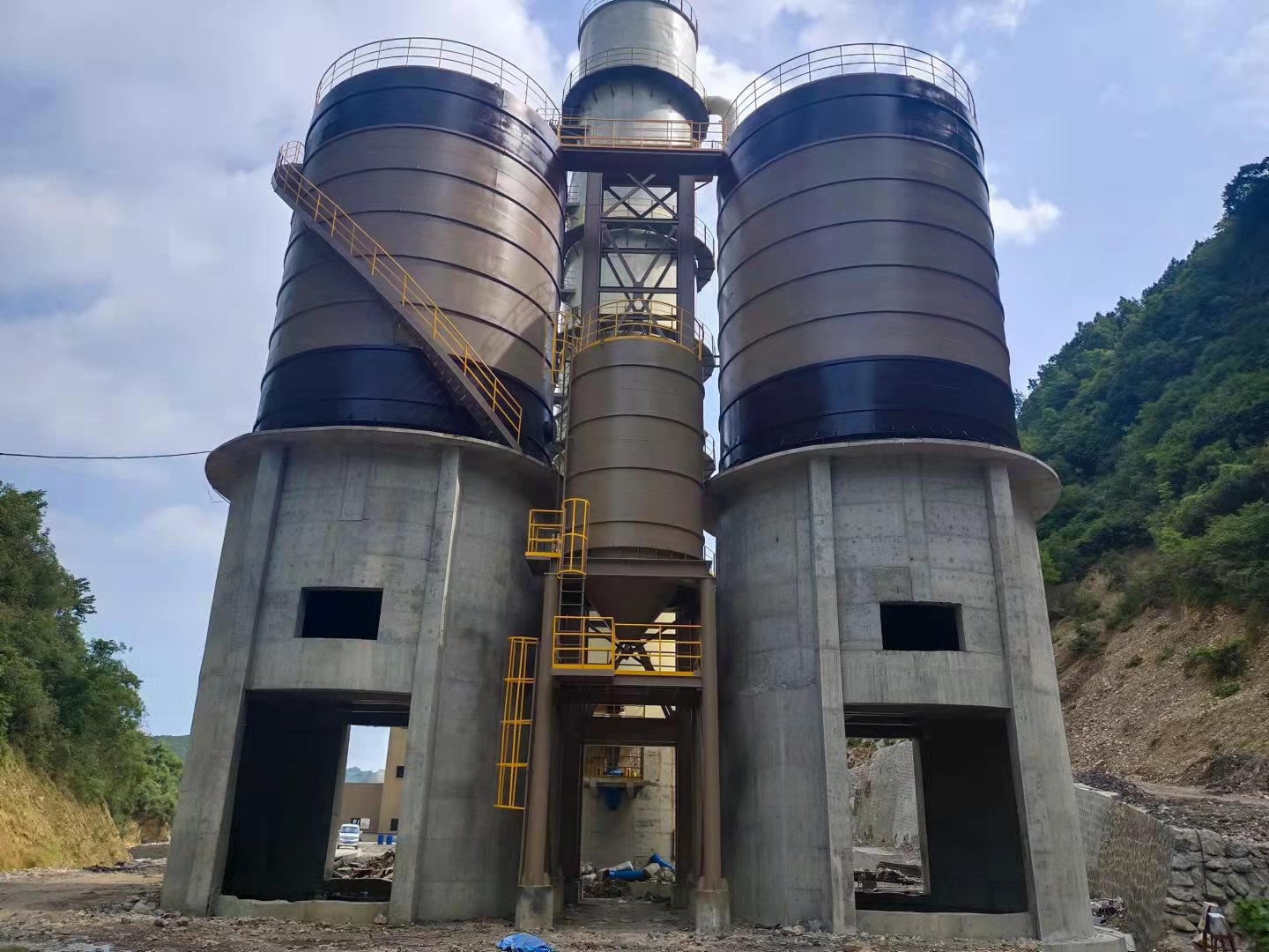 014db23c1bd9ac8507322a6700b4d904.jpg 014db23c1bd9ac8507322a6700b4d904.jpg